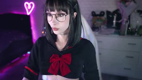 Izzy    online show from 01.02.25