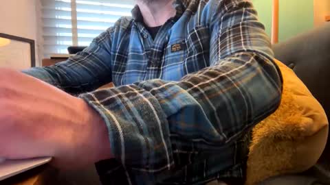 Snapshot of ukclive chatting on 02.03.25 ukclive online show from 02.03.25