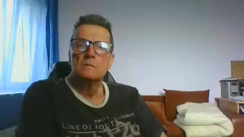 Snapshot of ulmeni4 chatting on 06.01.26 ulmeni4 online show from 06.01.26