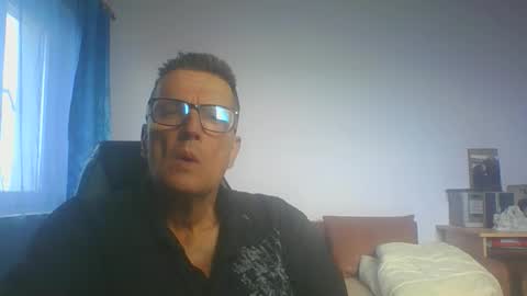 ulmeni7 online show from 10.29.25