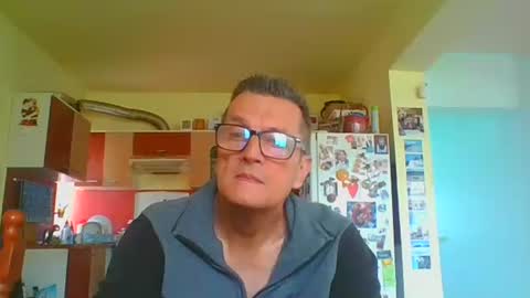 Snapshot of ulmeni7 chatting on 04.13.26 ulmeni7 online show from 04.13.26