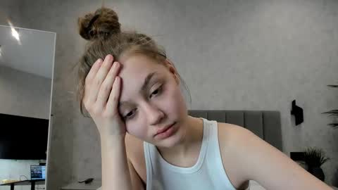 Snapshot of ultima_ma18 chatting on 11.18.25 Melena online show from 11.18.25