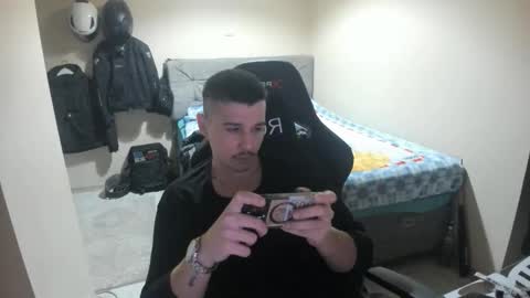 Snapshot of ulxer chatting on 05.03.26 hi im mike tyson - online show from 05.03.26