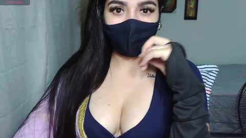 Snapshot of umarany chatting on 09.15.25 umarani online show from 09.15.25