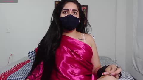 Snapshot of umarany chatting on 11.19.25 umarani online show from 11.19.25