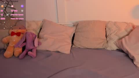 Una  online show from 01.03.25