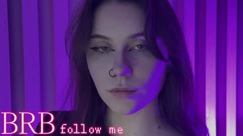 Una  online show from 01.23.25