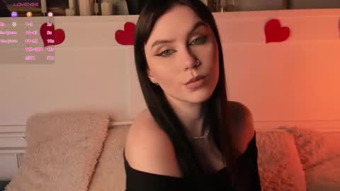 Una  online show from 02.05.26