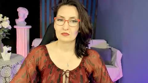 Snapshot of unatera chatting on 01.19.26 UnaTera online show from 01.19.26