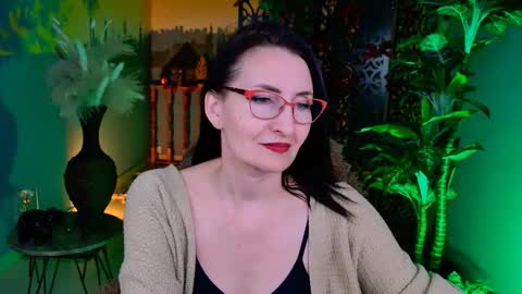 Snapshot of unatera chatting on 02.23.26 UnaTera online show from 02.23.26