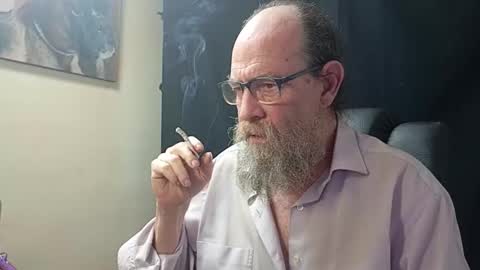 Snapshot of uncle_hottiecb chatting on 03.27.26 Uncle Hottie online show from 03.27.26