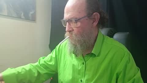 Snapshot of uncle_hottiecb chatting on 03.30.26 Uncle Hottie online show from 03.30.26