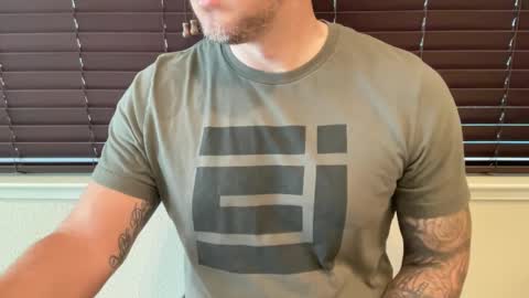 Snapshot of uncleblazer10 chatting on 02.24.25 uncleblazer10 online show from 02.24.25