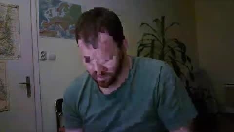 Snapshot of uncut_strong chatting on 01.20.25 Uncut Strong online show from 01.20.25