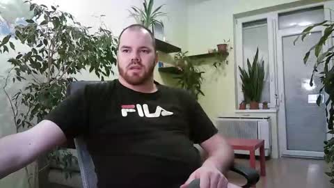 Snapshot of uncut_strong chatting on 01.13.26 Uncut Strong online show from 01.13.26