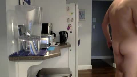 Snapshot of uncutabs123 chatting on 01.06.25 Buzz Bigcock online show from 01.06.25