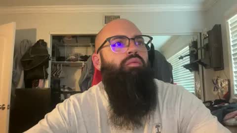 uncutbeard129840 online show from 10.23.25