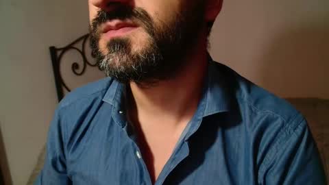 Snapshot of under_thedesk chatting on 10.19.25 Giov online show from 10.19.25