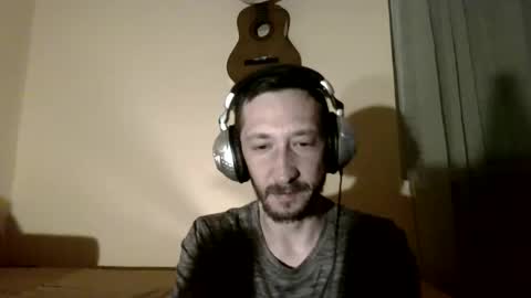 Snapshot of underguy19 chatting on 04.21.26 underguy19 online show from 04.21.26