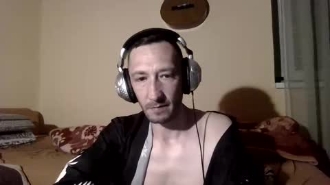 Snapshot of underguy19 chatting on 04.28.26 underguy19 online show from 04.28.26
