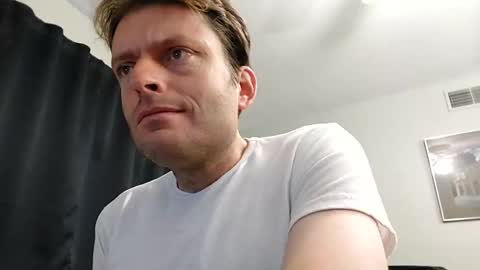 Snapshot of undress_me_ chatting on 12.06.24 undress me online show from 12.06.24