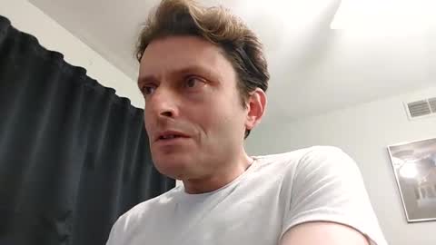 Snapshot of undress_me_ chatting on 12.26.24 undress me online show from 12.26.24