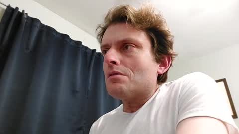 Snapshot of undress_me_ chatting on 02.18.25 undress me online show from 02.18.25