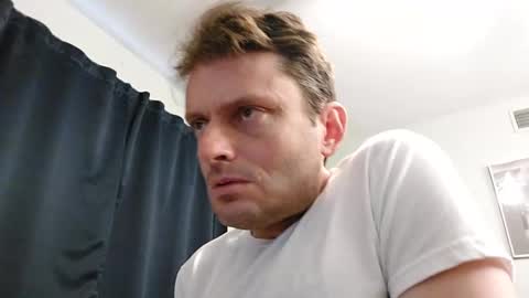 Snapshot of undress_me_ chatting on 02.28.25 undress me online show from 02.28.25