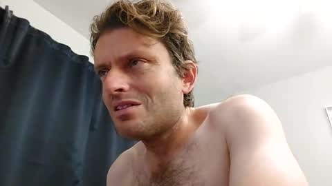 Snapshot of undress_me_ chatting on 10.16.25 undress me online show from 10.16.25