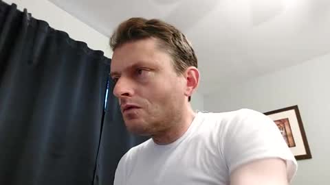 Snapshot of undress_me_ chatting on 11.11.25 undress me online show from 11.11.25