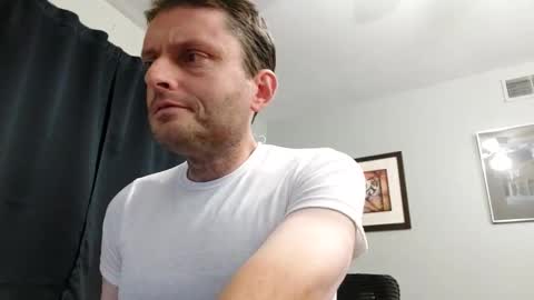 Snapshot of undress_me_ chatting on 11.12.25 undress me online show from 11.12.25