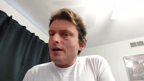 Snapshot of undress_me_ chatting on 04.10.26 undress me online show from 04.10.26