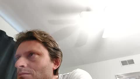 Snapshot of undress_me_ chatting on 04.13.26 undress me online show from 04.13.26