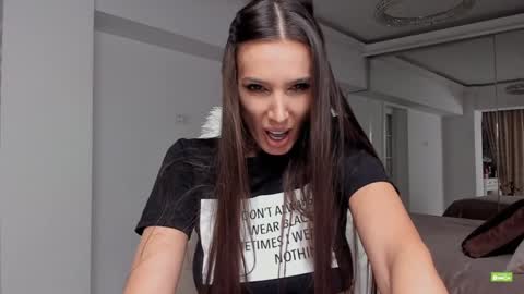 Silvia online show from 12.07.24