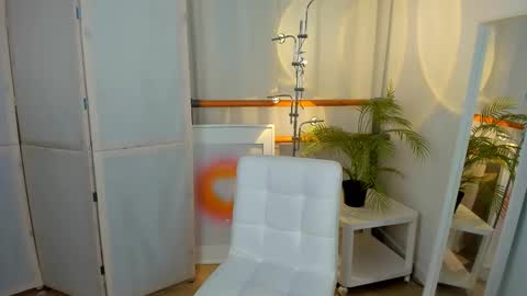 Call me Mira  thumbs up its make me happy online show from 03.10.25