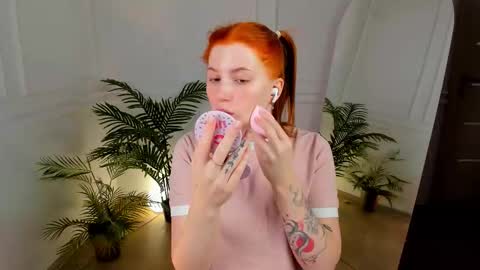 Call me Mira  thumbs up its make me happy online show from 01.11.26