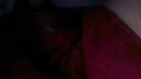 Snapshot of universalstudihoes chatting on 01.10.25 universalstudihoes online show from 01.10.25