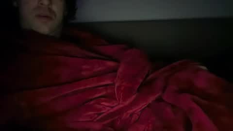 Snapshot of universalstudihoes chatting on 02.16.25 universalstudihoes online show from 02.16.25