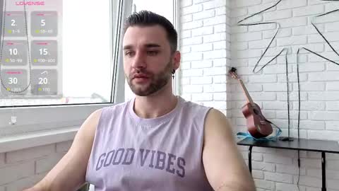 Snapshot of unnknow2024 chatting on 05.12.26 SlavaVibes online show from 05.12.26