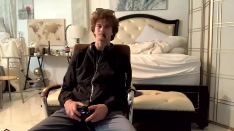 Stepbro online show from 02.06.25