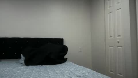 Stepbro online show from 11.23.25