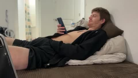 Snapshot of unverifiedbwc chatting on 02.18.26 Stepbro online show from 02.18.26