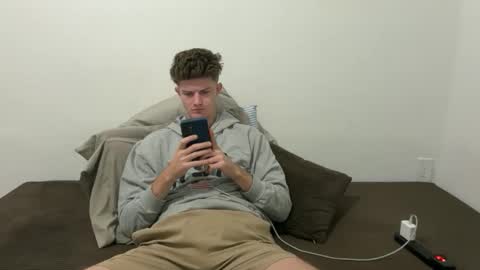 Snapshot of unverifiedbwc chatting on 04.02.26 Stepbro online show from 04.02.26