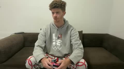 Snapshot of unverifiedbwc chatting on 04.15.26 Stepbro online show from 04.15.26