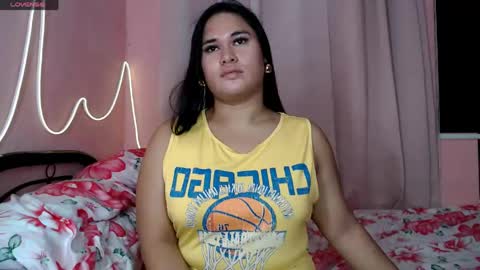 Snapshot of ur_baby_rebbecca chatting on 04.20.26 SINGLE online show from 04.20.26