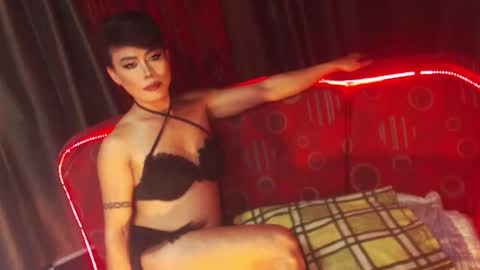 Snapshot of ur_dominatrix chatting on 02.20.26 MISS ANNA online show from 02.20.26