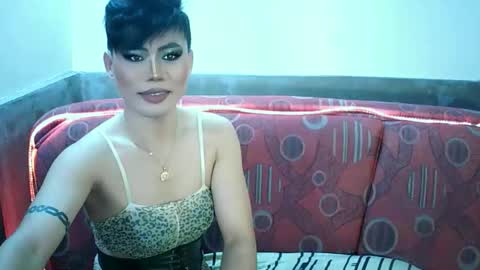 Snapshot of ur_dominatrix chatting on 03.19.26 MISS ANNA online show from 03.19.26