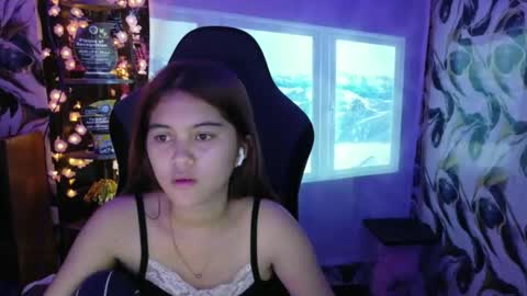 Snapshot of ur_prettyangel chatting on 05.09.26 ur_prettyangel online show from 05.09.26