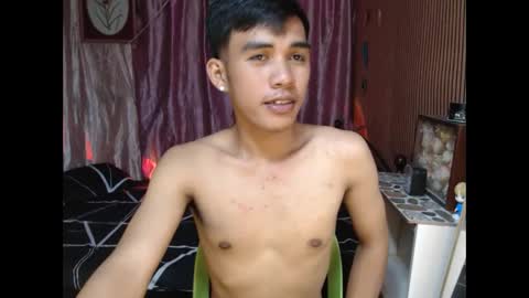 ur_shan21 online show from 12.18.25