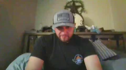 Snapshot of ur_zaddy4now chatting on 01.28.25 ur_zaddy4now online show from 01.28.25